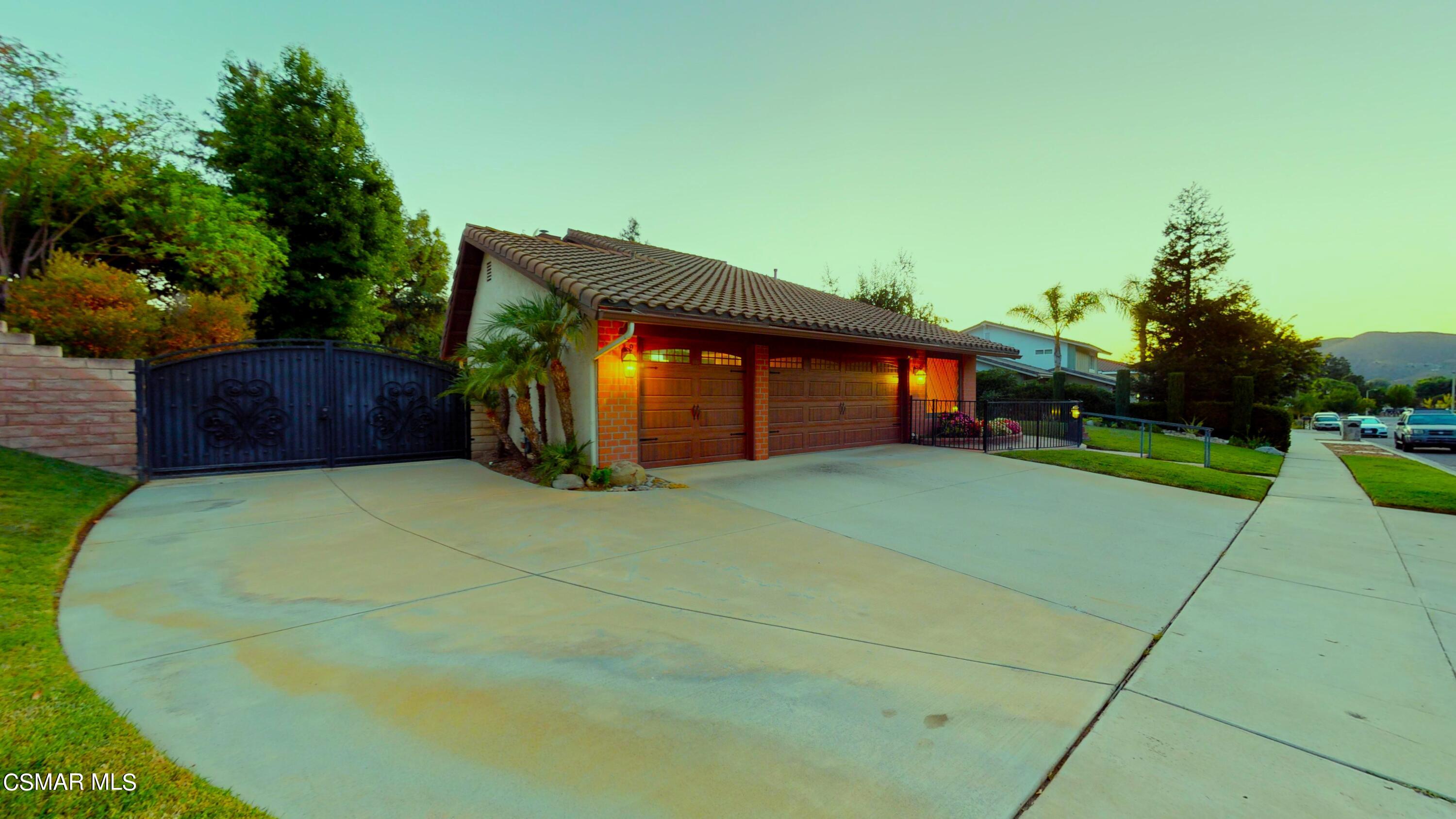 323 Valley Gate Road Simi Valley, CA 93065 - Photo 3 of 58 323-Valley-Gate-Rd-08042024_131140
