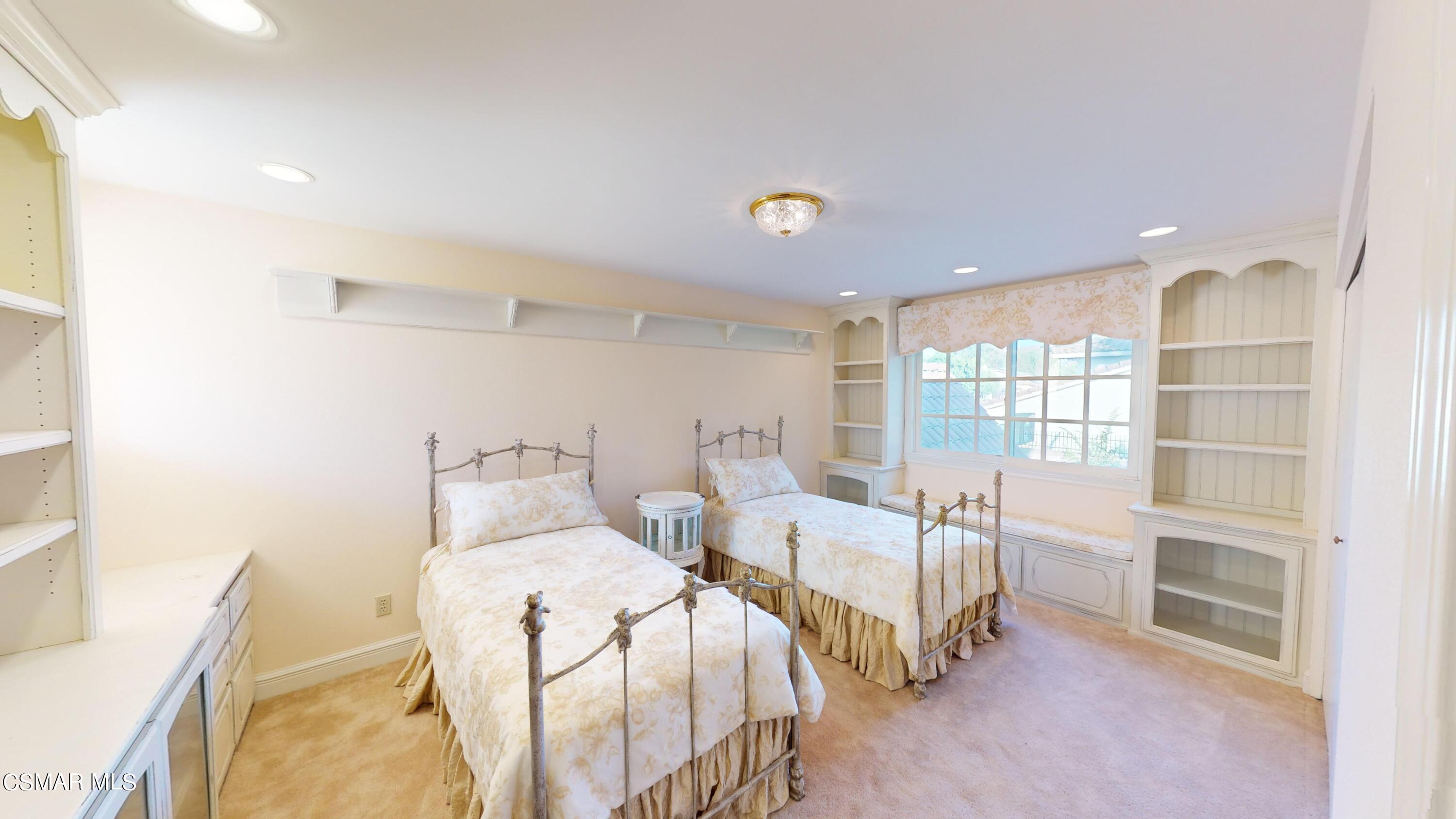 323 Valley Gate Road Simi Valley, CA 93065 - Photo 47 of 58 323-Valley-Gate-Rd-08042024_132757