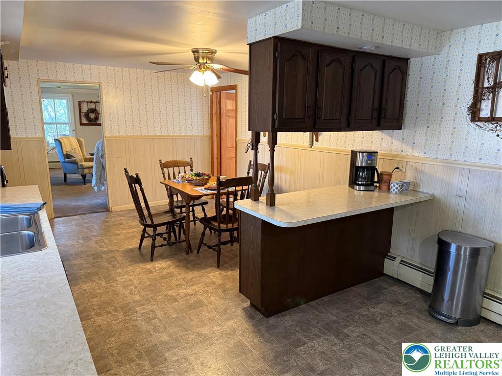 1227 Valley Road Tamaqua, PA 18252 - Photo 11 of 40