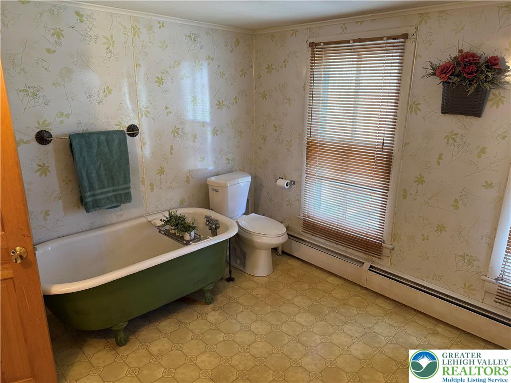 1227 Valley Road Tamaqua, PA 18252 - Photo 19 of 40