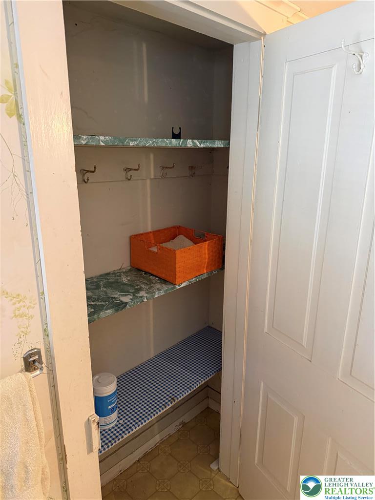 1227 Valley Road Tamaqua, PA 18252 - Photo 20 of 40