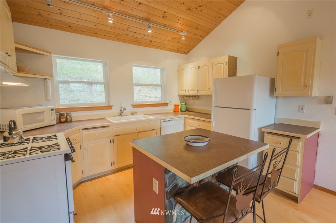 100 Elk Run Road Cle Elum, WA 98922 - Photo 8 of 21 Gallery Image 8