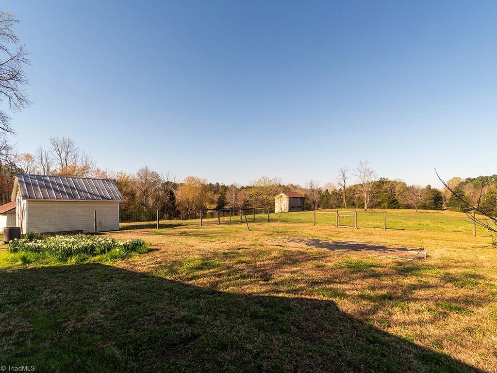 5448 Mt Vernon Church Road Burlington, NC 27217 - Photo 31 of 50