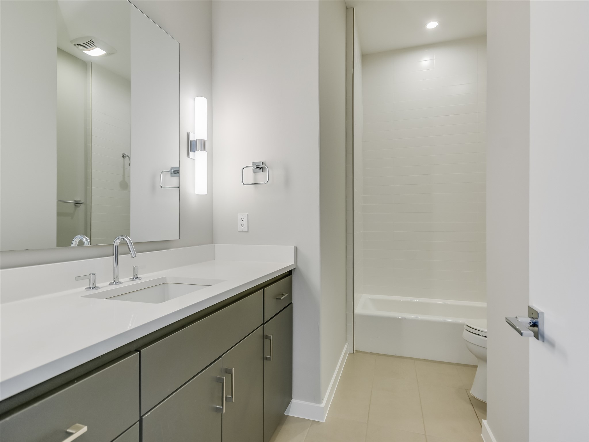 5921 Hiline Road, Unit 2402 Austin, TX 78734 - Photo 13 of 31