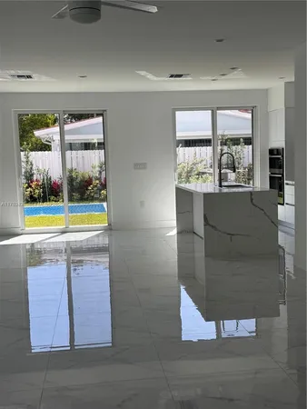 $2,600,000 | 900 Southwest 24th Road, Miami, FL 33129