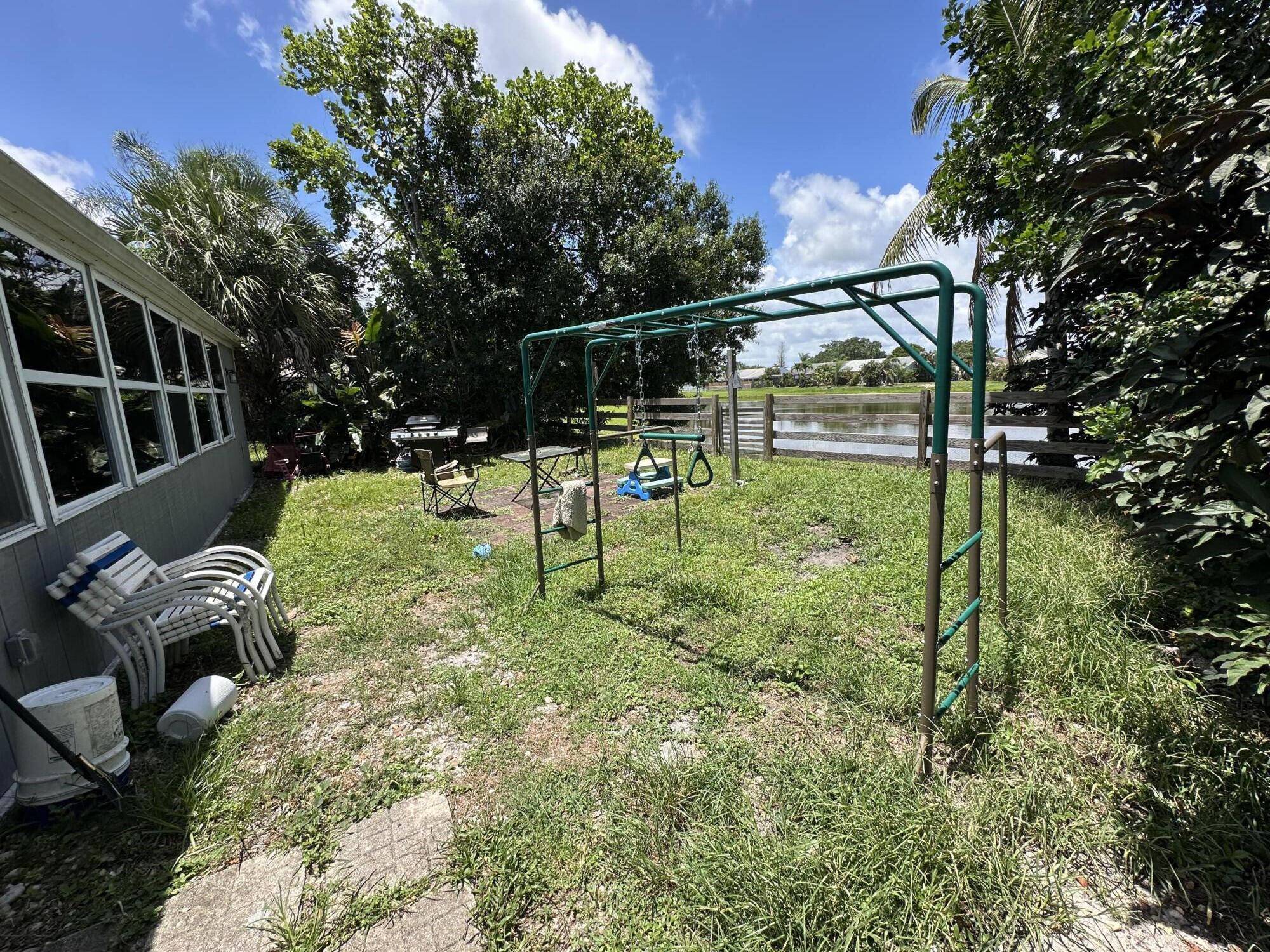 132 Timberline Drive Jupiter, FL 33458 - Photo 27 of 36 132 Timberline Drive