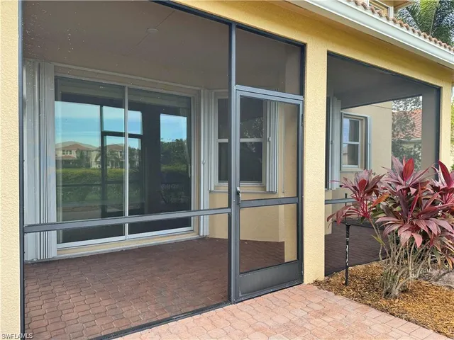 $2,800 | 10305 Longleaf Pine Court, Fort Myers, FL 33913