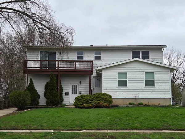 $1,925 | 608 North Washington Avenue, Batavia, IL 60510