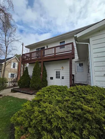 $1,925 | 608 North Washington Avenue, Batavia, IL 60510