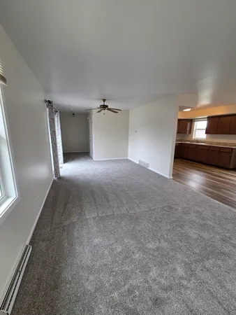 $1,925 | 608 North Washington Avenue, Batavia, IL 60510