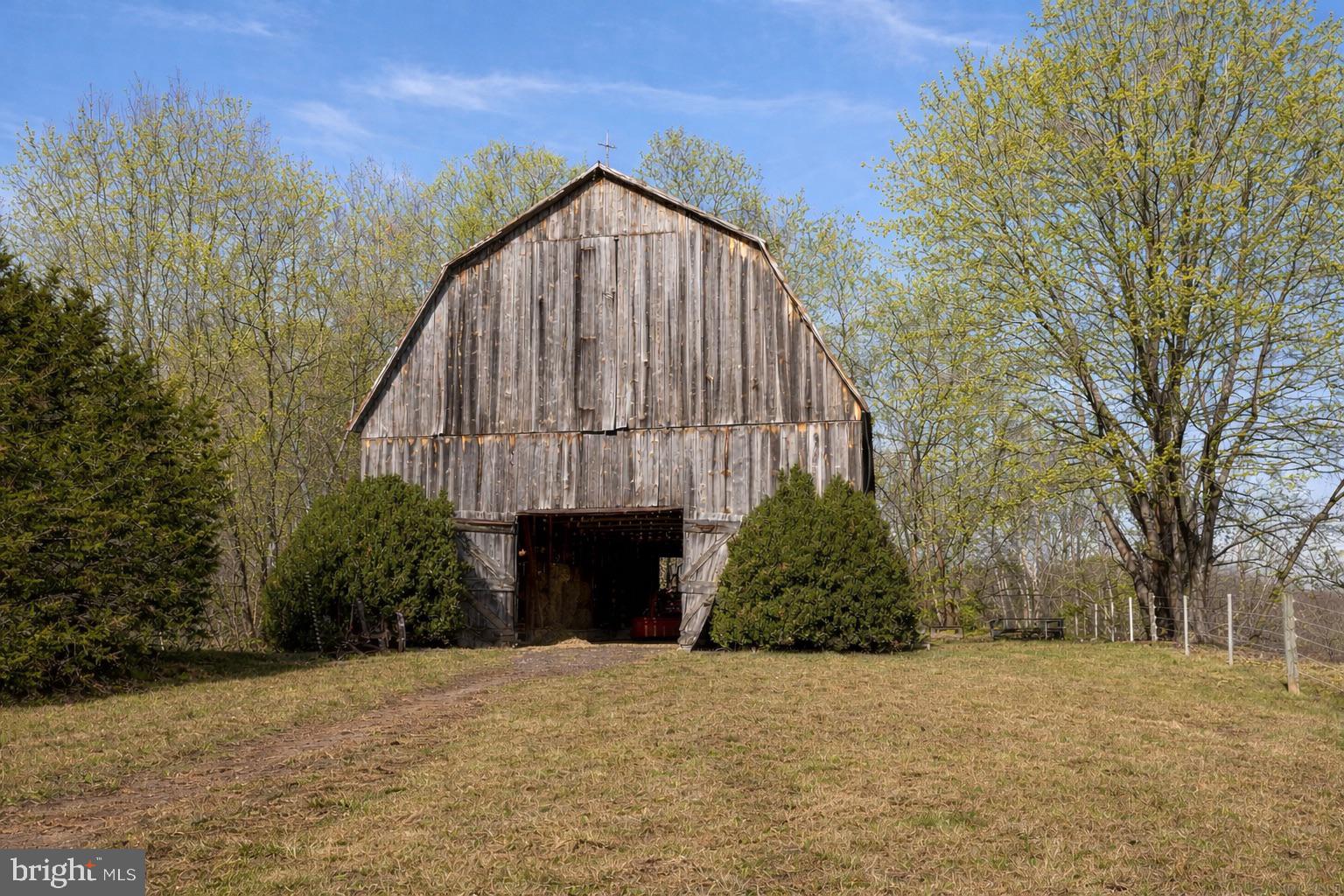 19209 Croom Road Brandywine, MD 20613 - Photo 63 of 95 a view of a house with a yard and mountain view