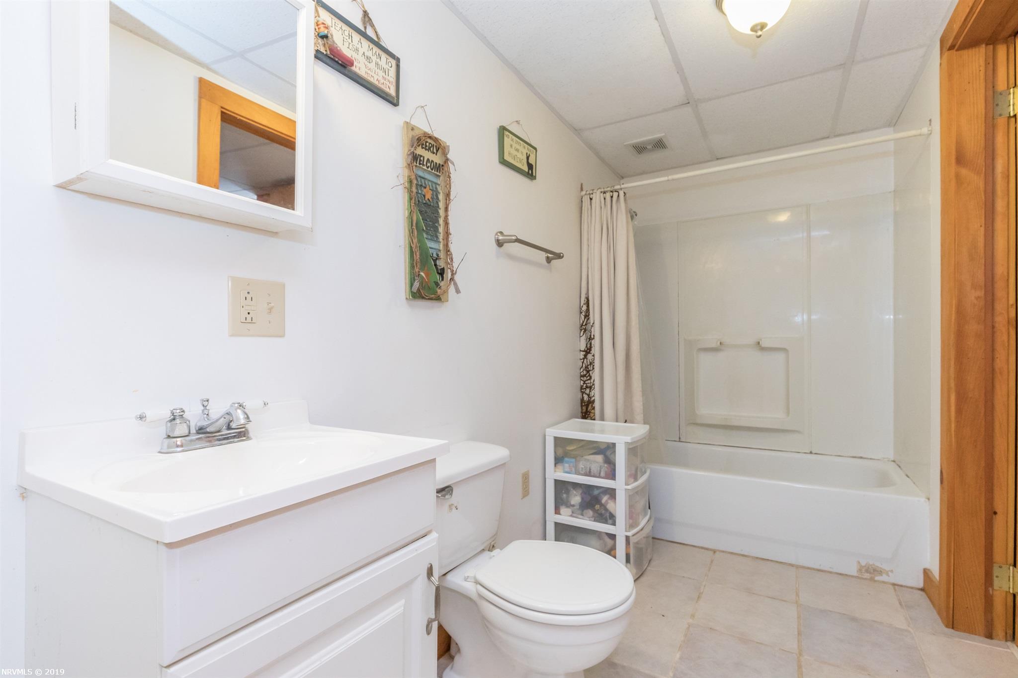 5305 Spring Valley Road, Unit 1 Elk Creek, VA 24326 - Photo 38 of 68 Gallery Image 38