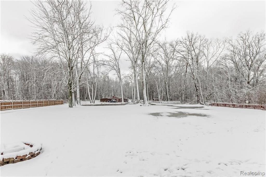 38395 Tyler Road Romulus, MI 48174 - Photo 24 of 37