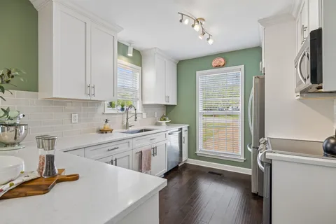 $549,900 | 1321 Branchside Court, Thompson's Station, TN 37179