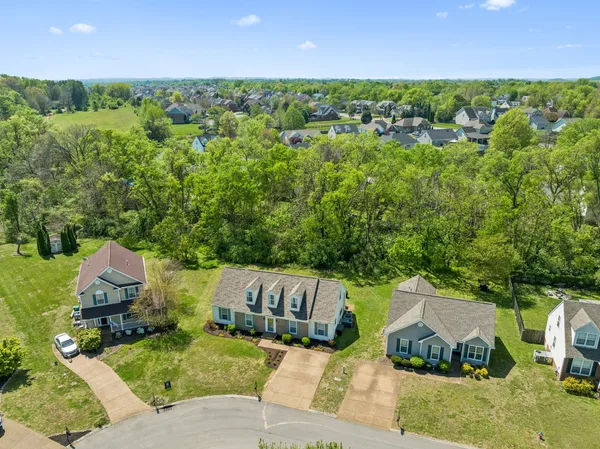 $574,000 | 1321 Branchside Court, Thompson's Station, TN 37179