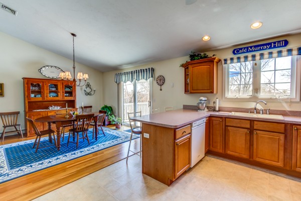 12 Murray Hill Road Framingham, MA 01701 - Photo 11 of 23 Gallery Image 11