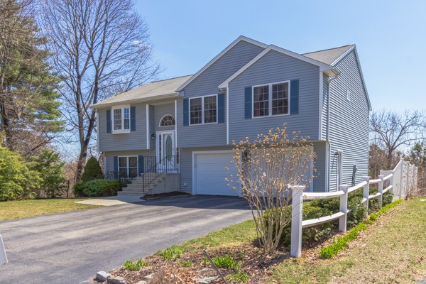 12 Murray Hill Road Framingham, MA 01701 - Photo 2 of 23 Gallery Image 2