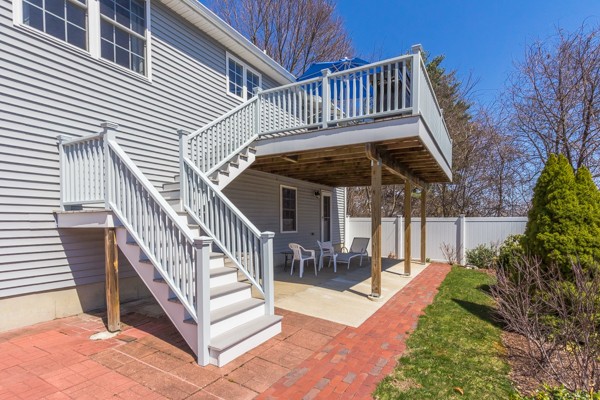 12 Murray Hill Road Framingham, MA 01701 - Photo 3 of 23 Gallery Image 3