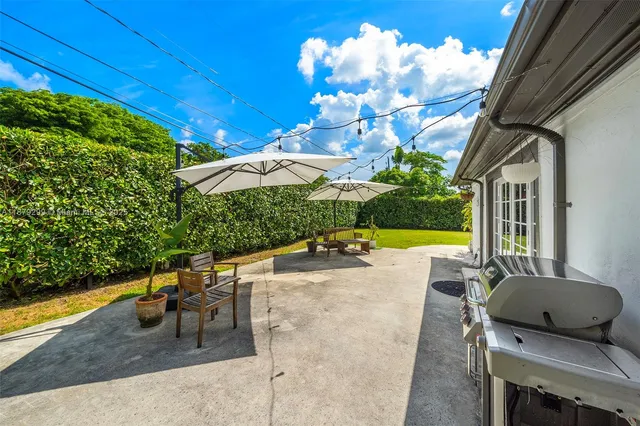 $895,000 | 475 Northwest 88th Terrace, El Portal, FL 33150