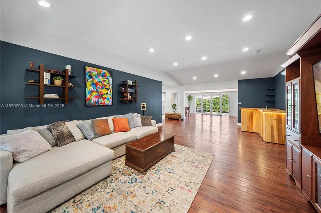 $895,000 | 475 Northwest 88th Terrace, El Portal, FL 33150