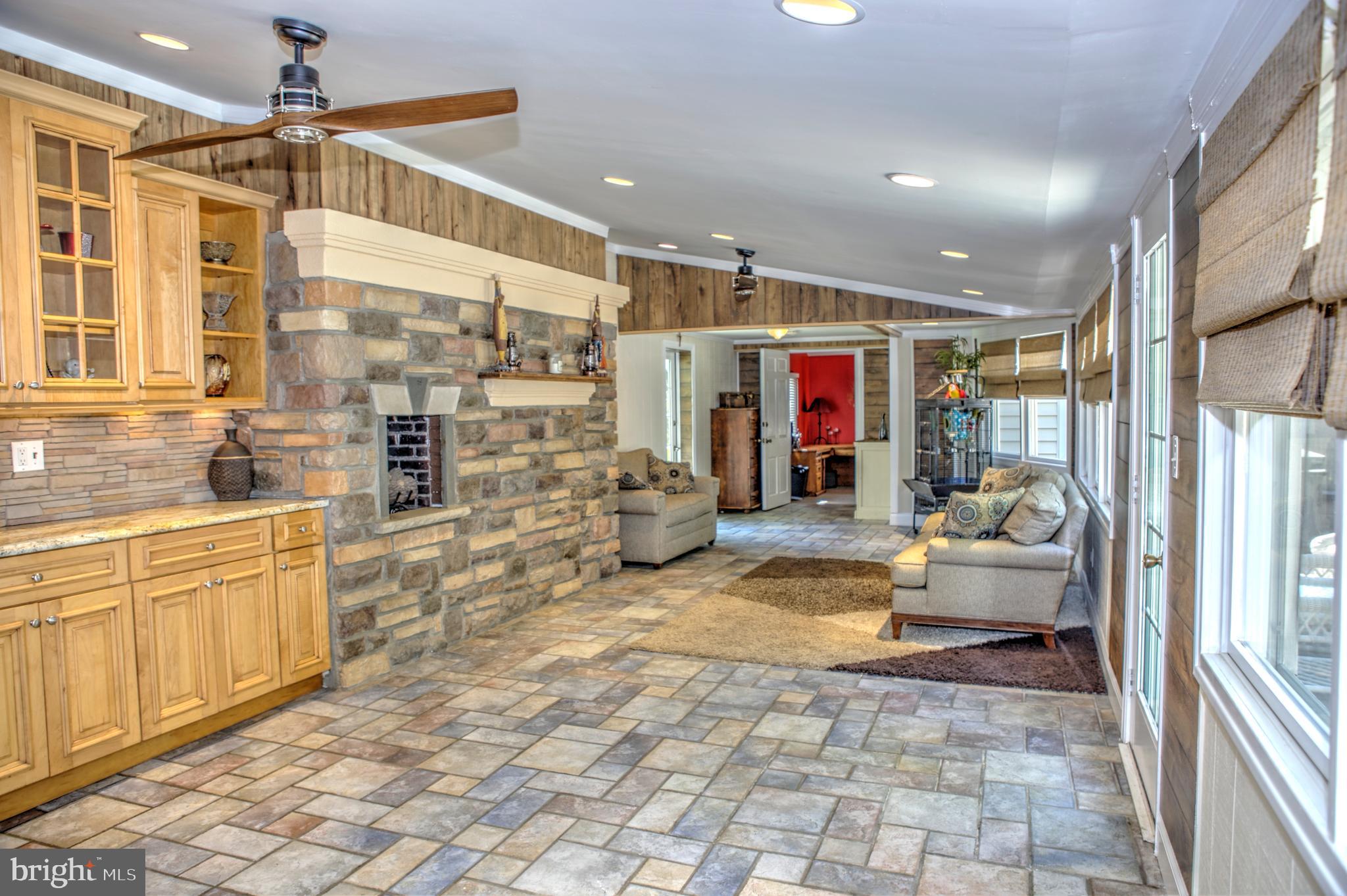 47 Ewingville Road Ewing, NJ 08638 - Photo 12 of 33