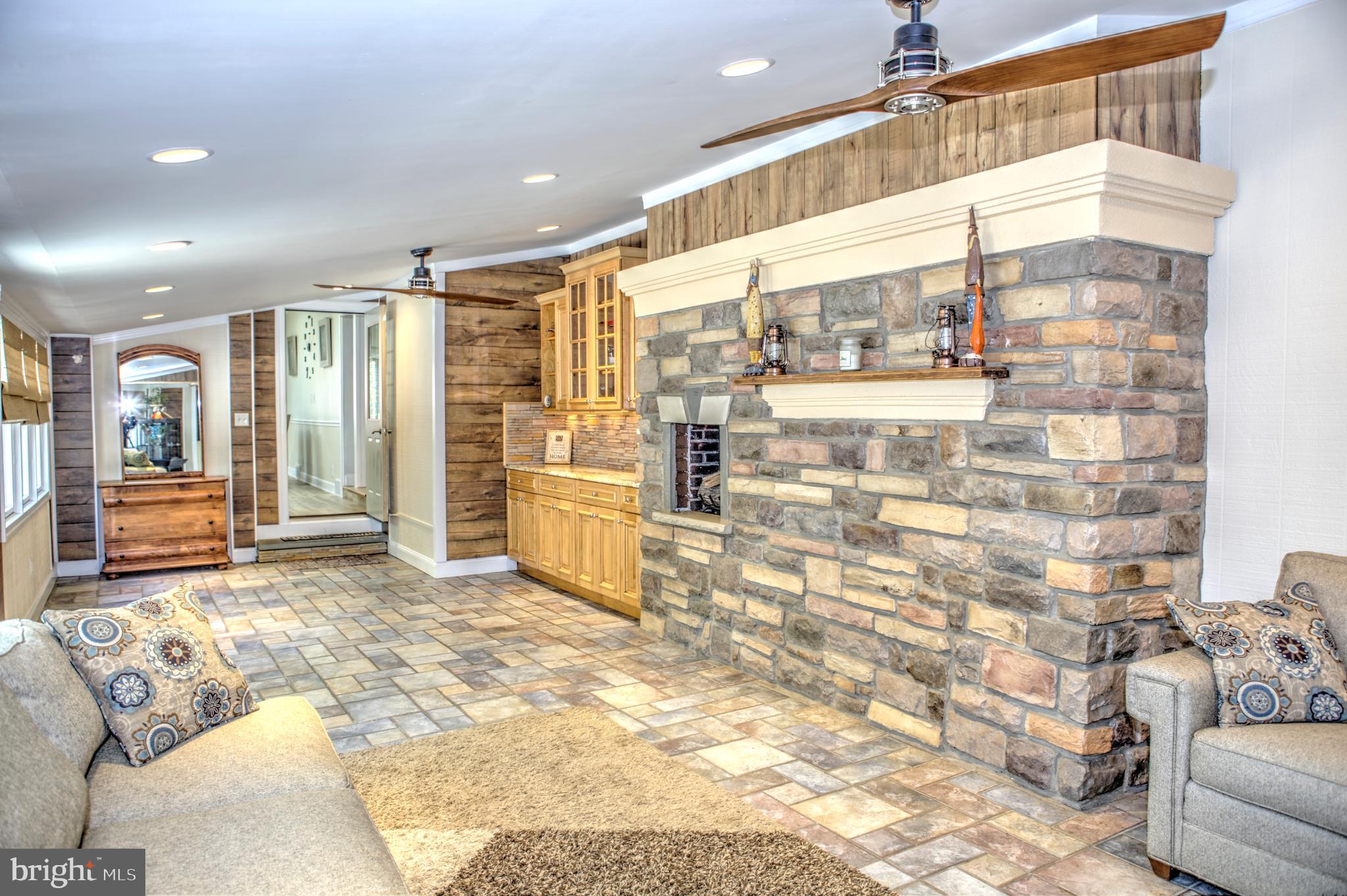 47 Ewingville Road Ewing, NJ 08638 - Photo 13 of 33