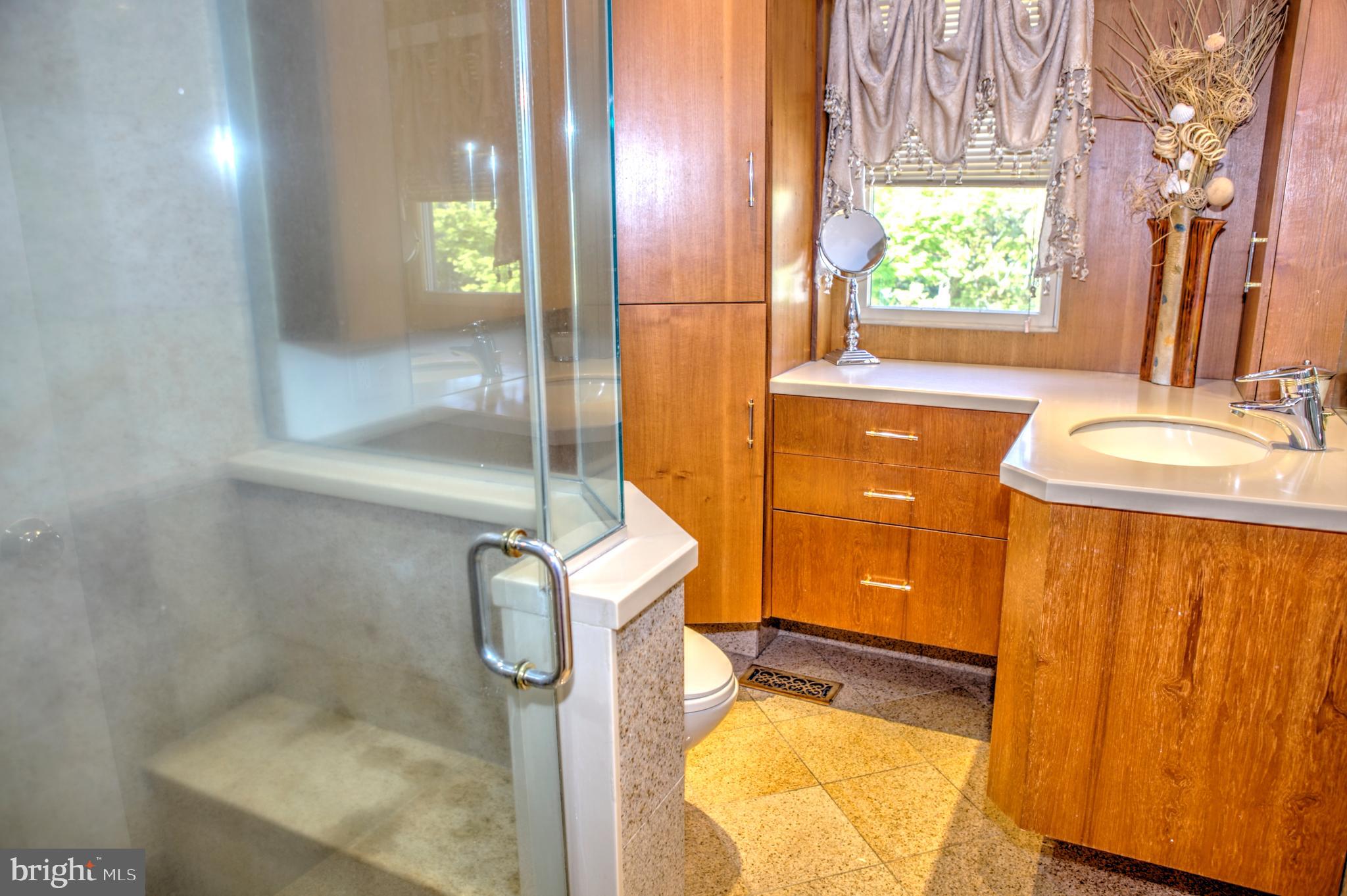 47 Ewingville Road Ewing, NJ 08638 - Photo 17 of 33