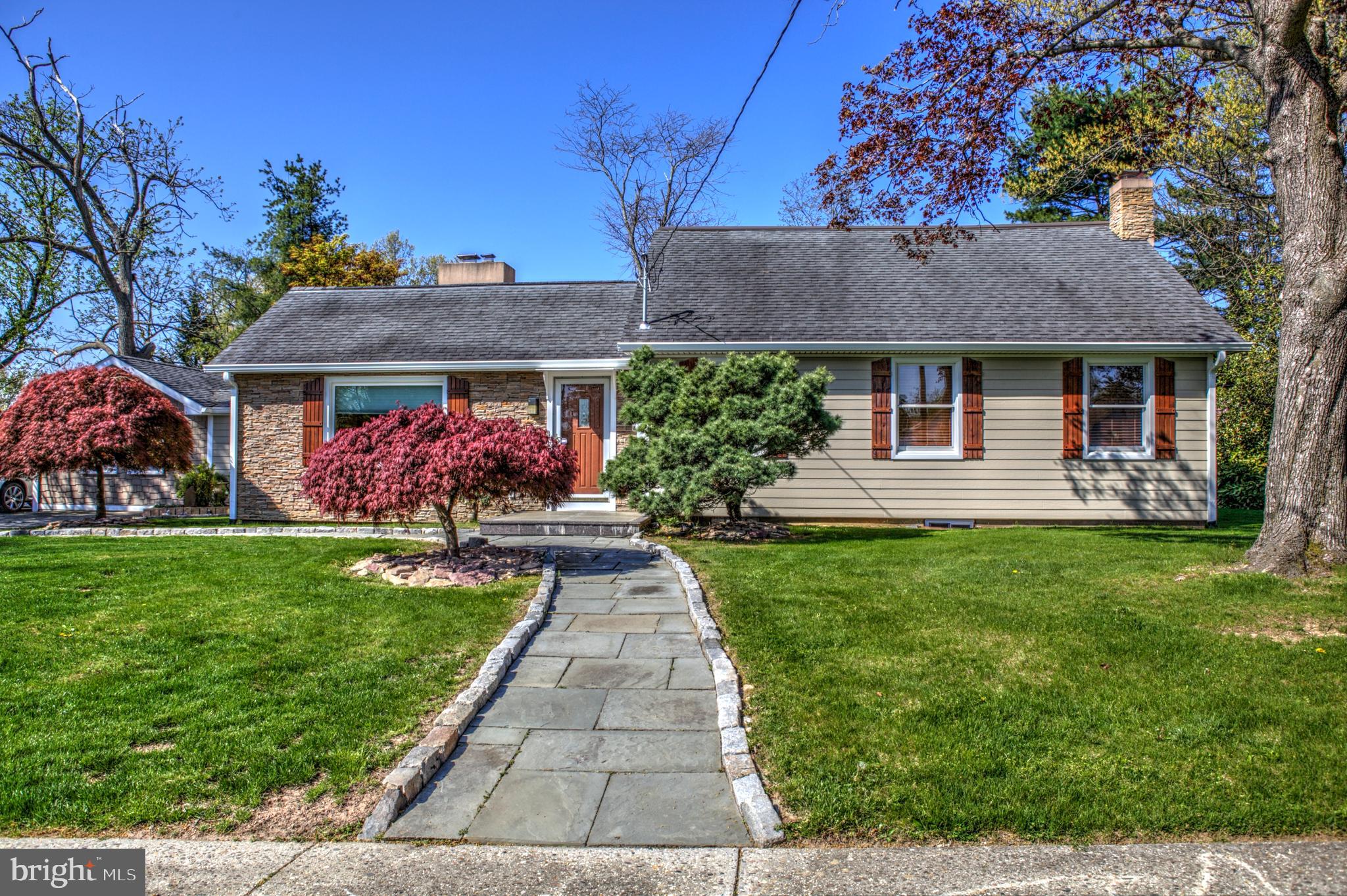 47 Ewingville Road Ewing, NJ 08638 - Photo 3 of 33