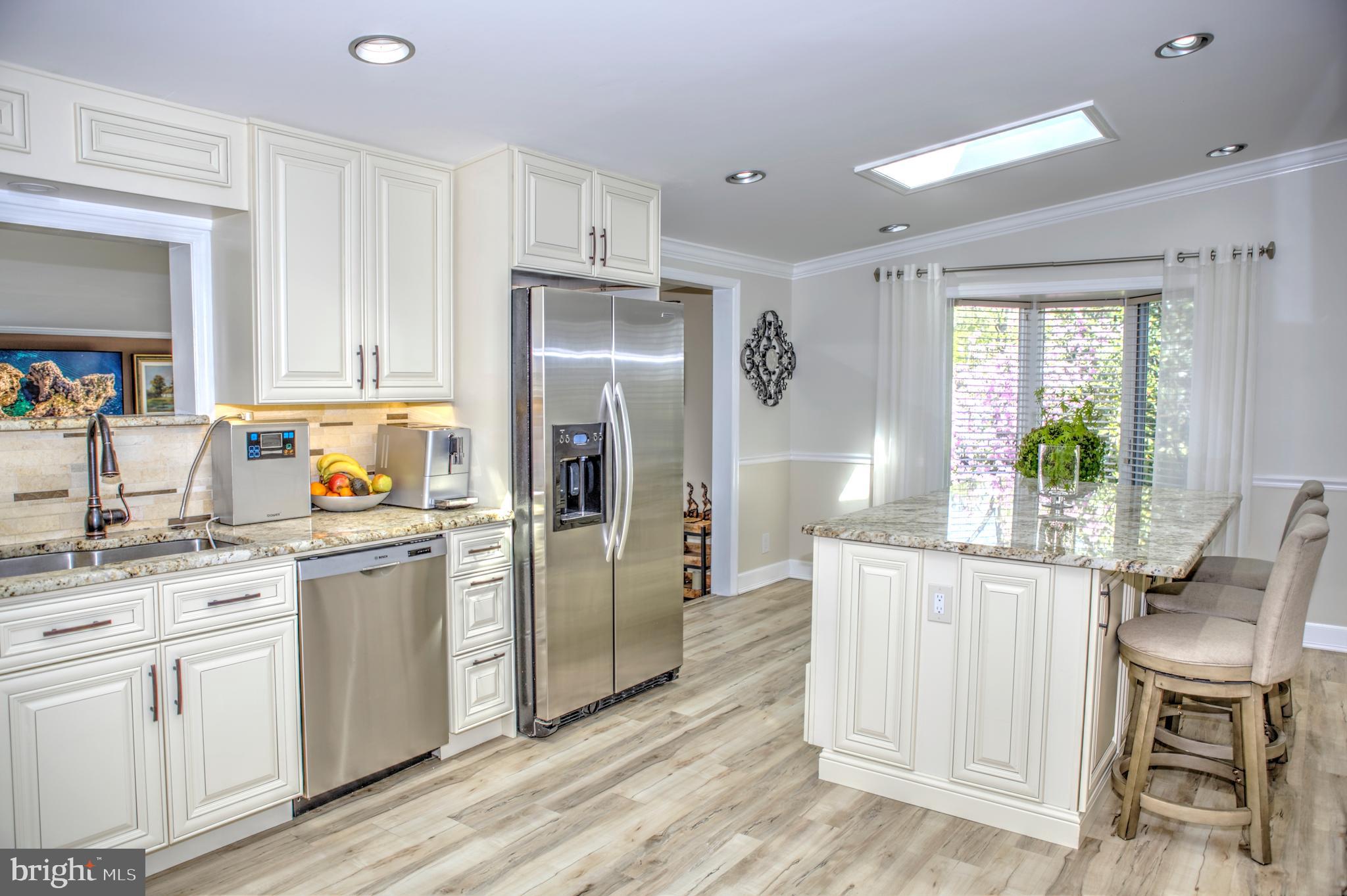 47 Ewingville Road Ewing, NJ 08638 - Photo 9 of 33