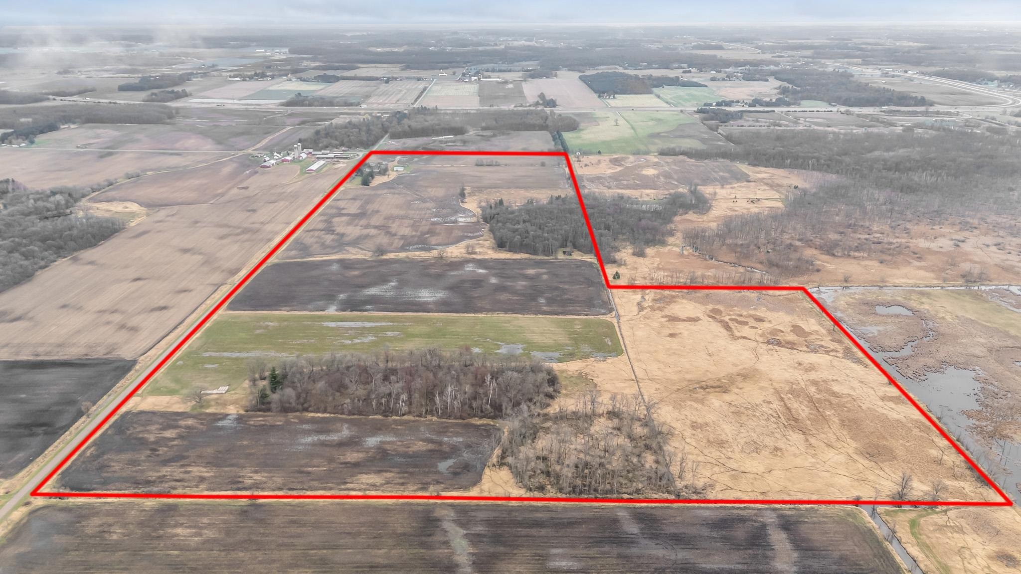 9266 Town Line Road Larsen, WI 54947 - Photo 3 of 34