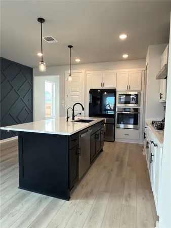 $2,350 | 109 High Vly Drive, Liberty Hill, TX 78642
