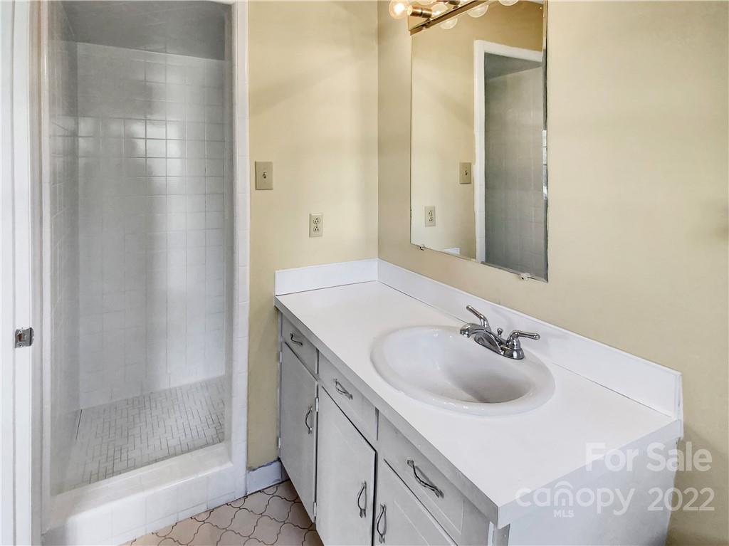 3209 Cross Winds Road Charlotte, NC 28227 - Photo 18 of 22 Gallery Image 18