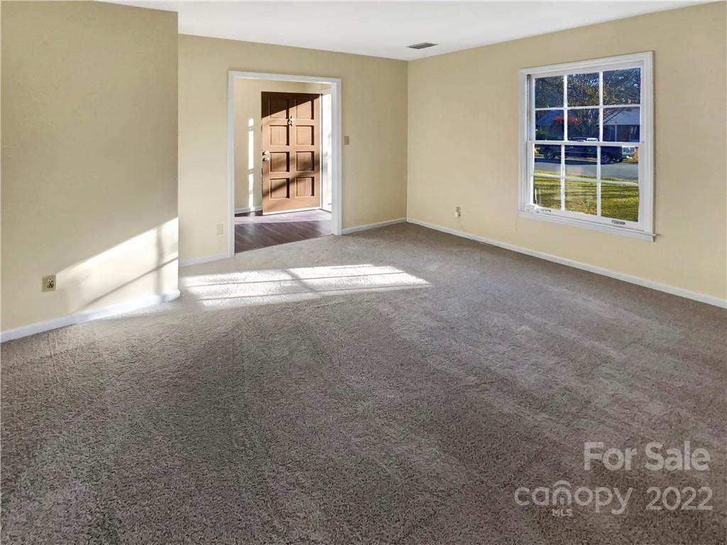 3209 Cross Winds Road Charlotte, NC 28227 - Photo 8 of 22 Gallery Image 8