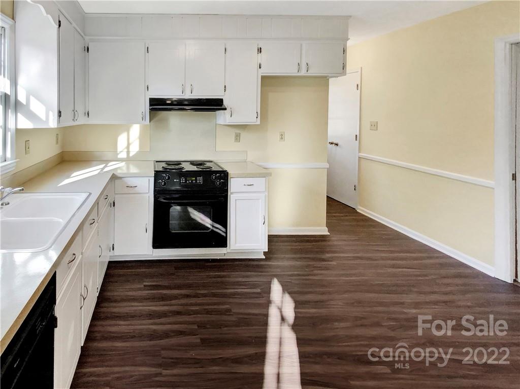 3209 Cross Winds Road Charlotte, NC 28227 - Photo 10 of 22 Gallery Image 10