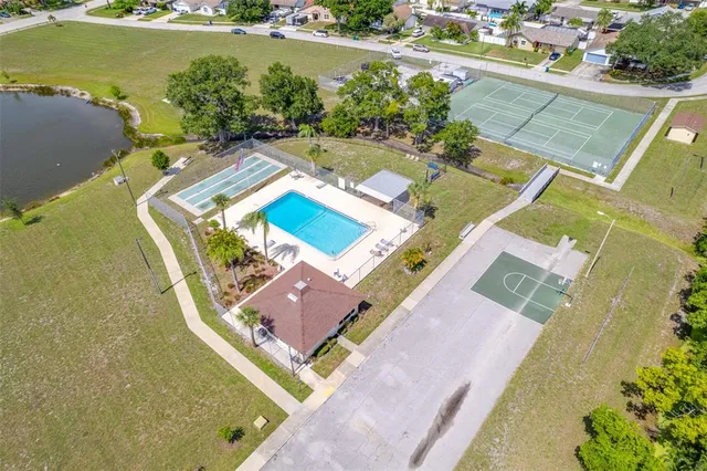 $297,500 | 9994 83rd Street North, Seminole, FL 33777