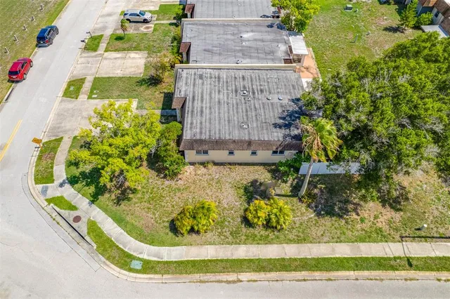 $297,500 | 9994 83rd Street North, Seminole, FL 33777