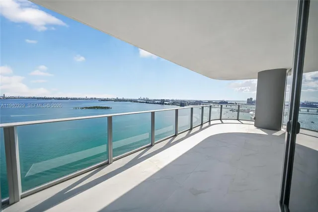 $14,500 | 700 Northeast 24th Street, Unit 2507, Miami, FL 33137