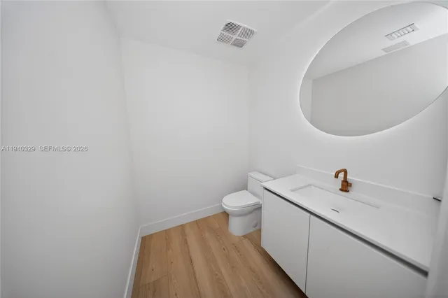 $14,500 | 700 Northeast 24th Street, Unit 2507, Miami, FL 33137