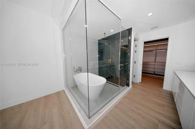 $14,500 | 700 Northeast 24th Street, Unit 2507, Miami, FL 33137