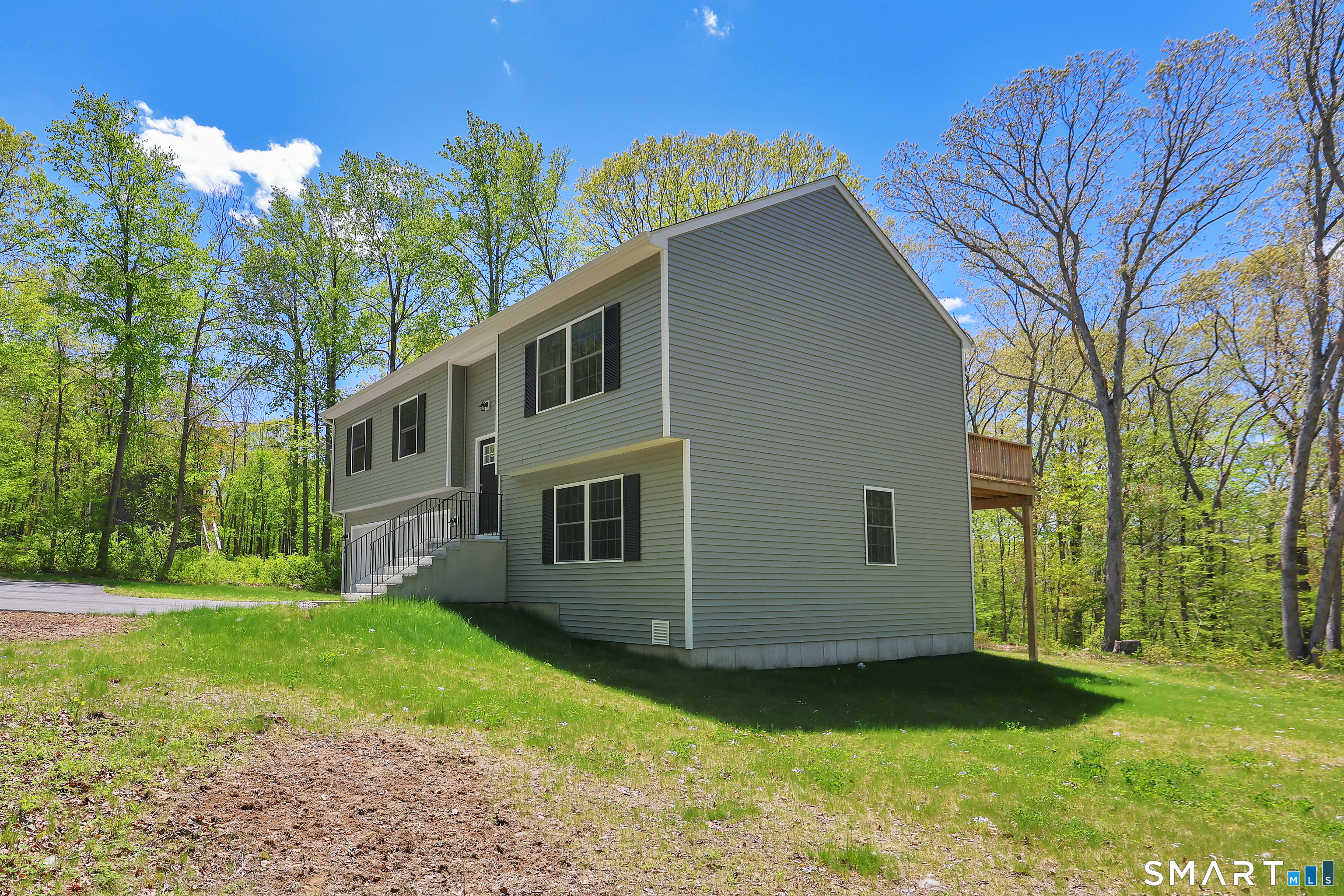 237 West Road East Haddam, CT 06420 - Photo 2 of 40