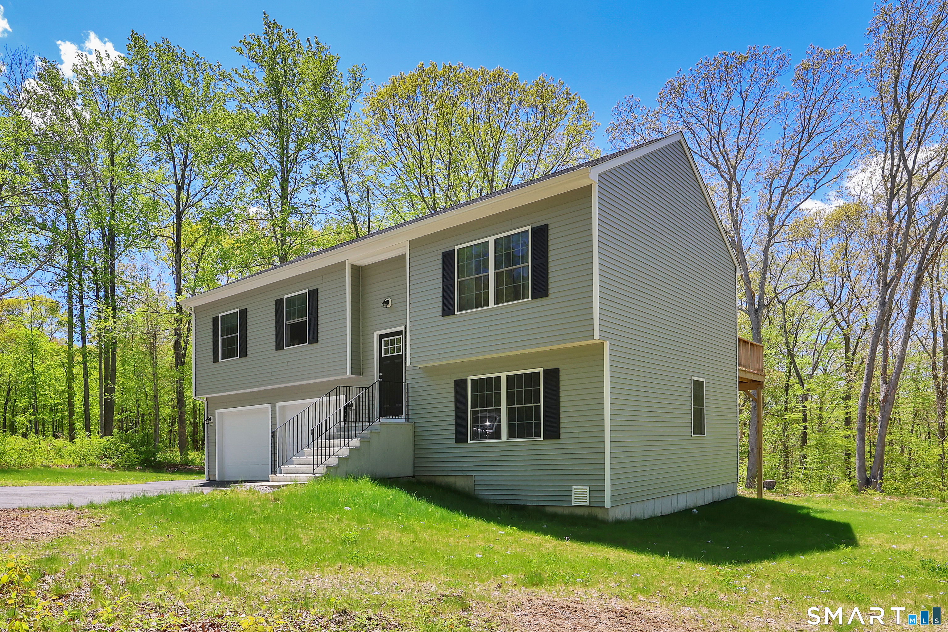 237 West Road East Haddam, CT 06420 - Photo 3 of 40