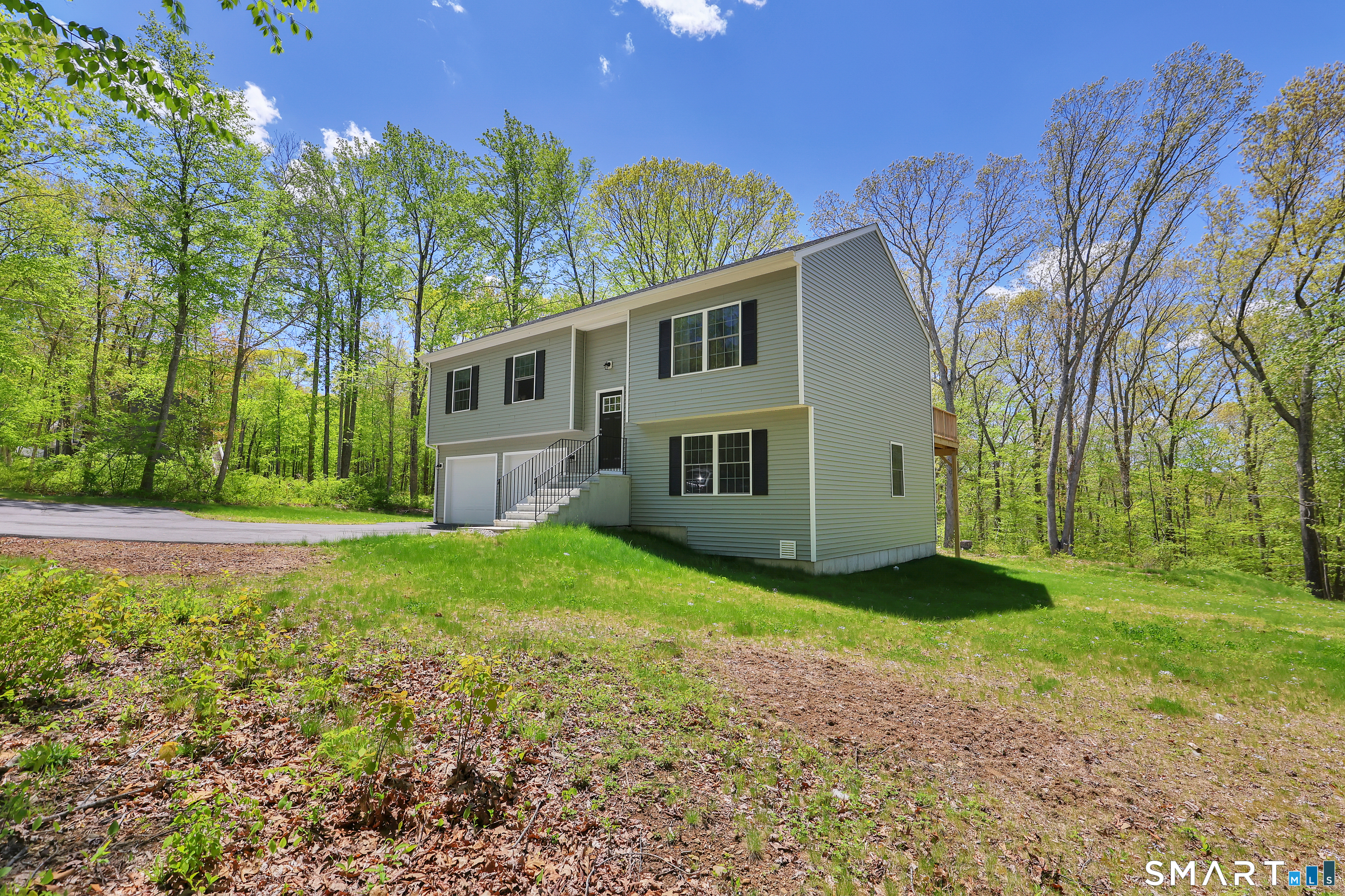 237 West Road East Haddam, CT 06420 - Photo 4 of 40