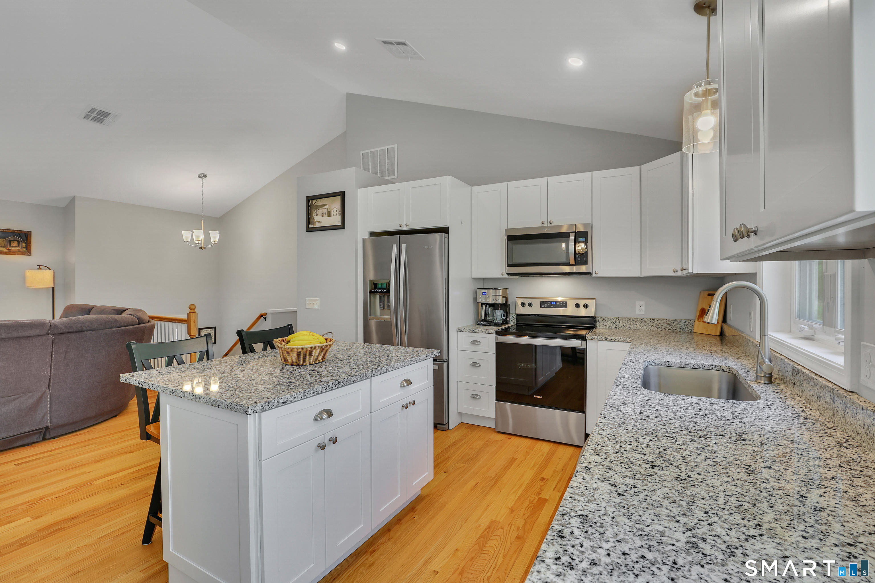 237 West Road East Haddam, CT 06420 - Photo 10 of 40