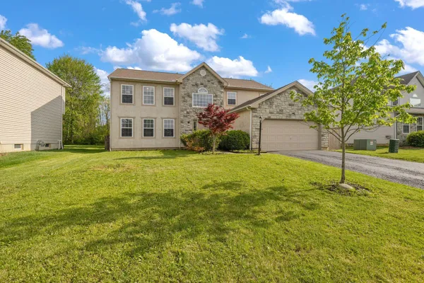 $469,900 | 8168 Slate Ridge Boulevard, Reynoldsburg, OH 43068