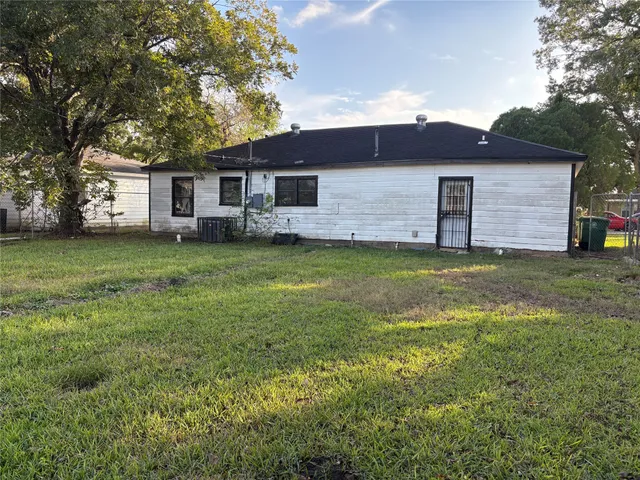$150,000 | 5225 Longmeadow Street, Houston, TX 77033
