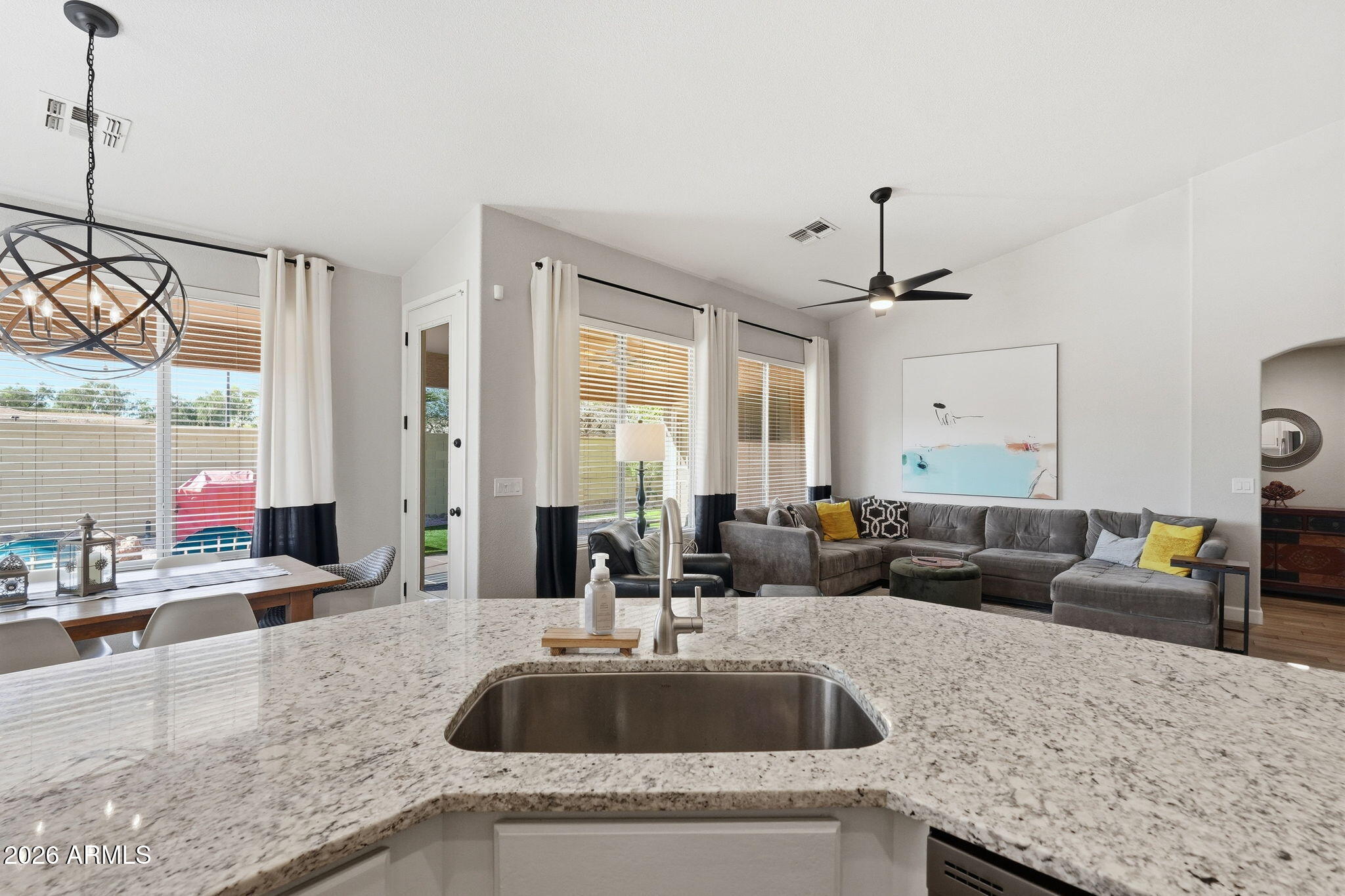 3271 East Santa Fe Lane Gilbert, AZ 85297 - Photo 15 of 39 KITCHEN