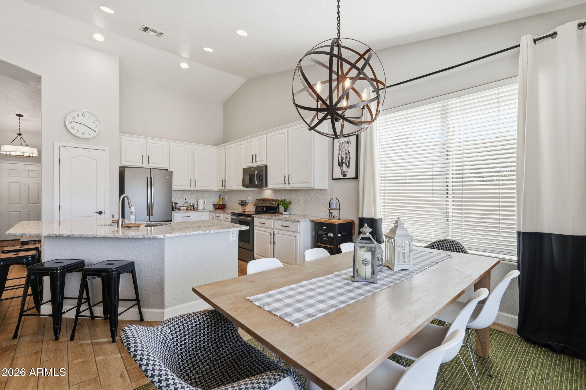 3271 East Santa Fe Lane Gilbert, AZ 85297 - Photo 18 of 39 DINING