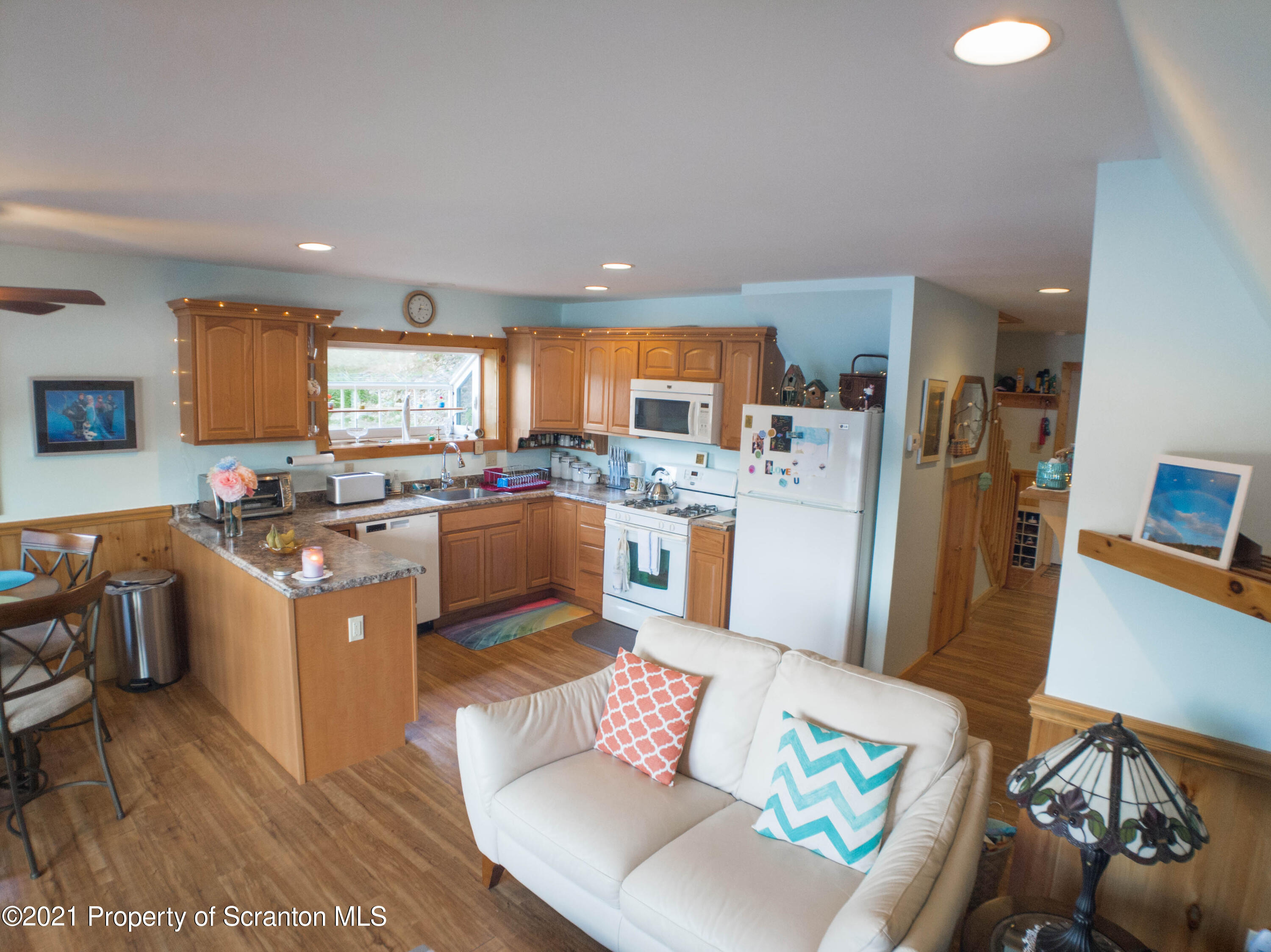 472 Lake Road Susquehanna, PA 18847 - Photo 9 of 28 Gallery Image 9