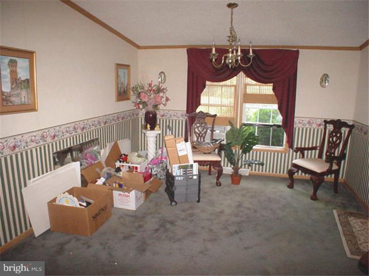 174 Point Airy Road Pilesgrove, NJ 08098 - Photo 5 of 20 Dining Room