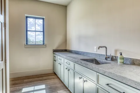 $1,795,000 | 114 Turney Trace, Round Top, TX 78954